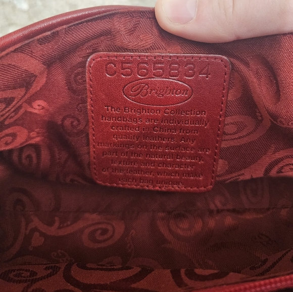 Brighton Red Leather Croc Embossed Crossbody Purse Handbag Snap Closure - Picture 11 of 16